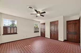 6710 Burning Tree Dr, Houston, TX 77036 - Photo 42