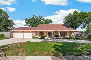 6710 Burning Tree Dr, Houston, TX 77036 - Photo 1