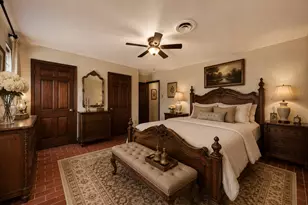 6710 Burning Tree Dr, Houston, TX 77036 - Photo 20