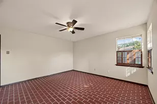 6710 Burning Tree Dr, Houston, TX 77036 - Photo 40