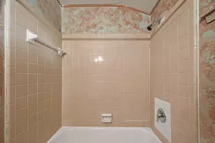 6710 Burning Tree Dr, Houston, TX 77036 - Photo 30