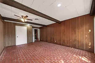 6710 Burning Tree Dr, Houston, TX 77036 - Photo 36