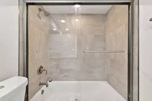 359 N Post Oak Ln, Houston, TX 77024 - Photo 28