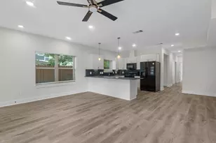 8316 De Priest, Houston, TX 77088 - Photo 2