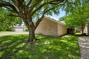 930 Mesa Terrace Dr, Katy, TX 77450 - Photo 2