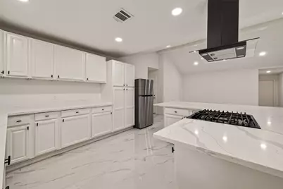 11434 Sharpview Drive, Houston, TX 77072 - Photo 2