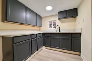 27 Norwood St, Houston, TX 77011 - Photo 14