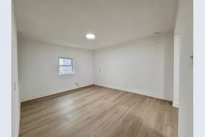 27 Norwood Street, Houston, TX 77011 - Photo 26