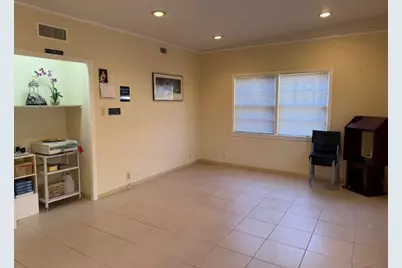 3905 Avenue R, Galveston, TX 77550 - Photo 10