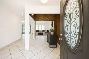 2207 Crystal Hills Dr, Houston, TX 77077 - Photo 4