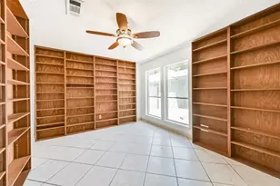 2207 Crystal Hills Dr, Houston, TX 77077 - Photo 36