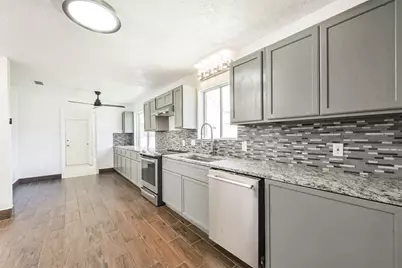 2207 Crystal Hills Drive, Houston, TX 77077 - Photo 14