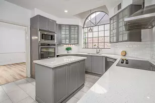 11322 Del Monte Dr, Houston, TX 77077 - Photo 8