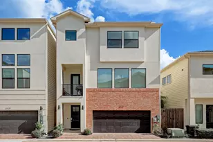 1016 Green Kensington Dr, Houston, TX 77008 - Photo 4