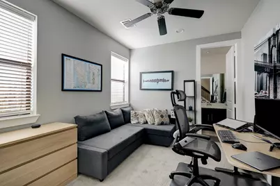 1016 Green Kensington Drive, Houston, TX 77008 - Photo 8