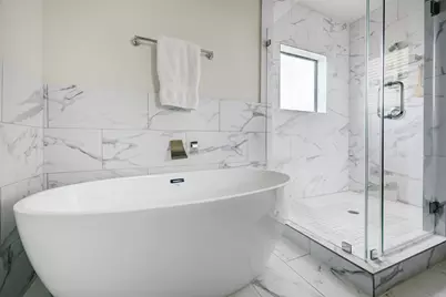 1016 Green Kensington Drive, Houston, TX 77008 - Photo 24