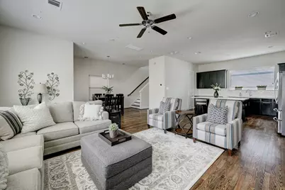 1016 Green Kensington Drive, Houston, TX 77008 - Photo 2