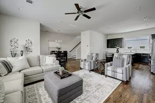 1016 Green Kensington Dr, Houston, TX 77008 - Photo 2