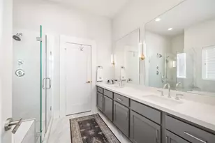 808 Woodcrest Dr, Houston, TX 77018 - Photo 20