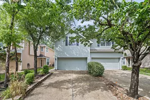35 Ledgestone Pl, The Woodlands, TX 77382 - Photo 2