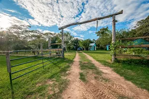 7160 Co Rd 132, Hallettsville, TX 77964 - Photo 4