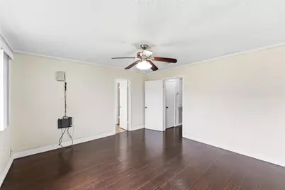 3415 Honey Creek Drive, Houston, TX 77082 - Photo 14