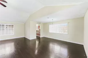 3415 Honey Creek Dr, Houston, TX 77082 - Photo 8