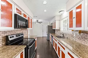 3415 Honey Creek Dr, Houston, TX 77082 - Photo 10