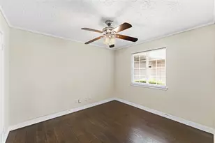 3415 Honey Creek Dr, Houston, TX 77082 - Photo 20