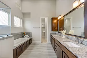 151 E 2nd St, Houston, TX 77007 - Photo 16