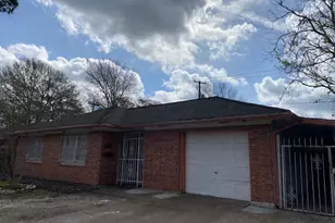 5709 Beechnut St, Houston, TX 77074 - Photo 1