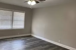 5709 Beechnut St, Houston, TX 77074 - Photo 12