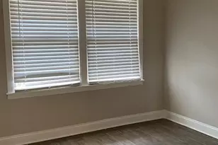 5709 Beechnut St, Houston, TX 77074 - Photo 4