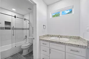 913 Turner Dr, Houston, TX 77076 - Photo 12