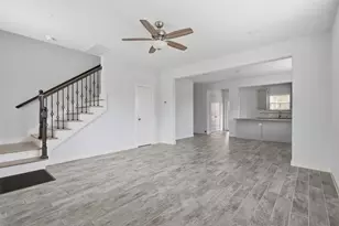 913 Turner Dr, Houston, TX 77076 - Photo 4