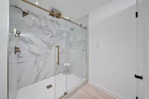 1030 Chantilly Ln, Houston, TX 77018 - Photo 24