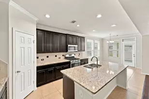 8319 Floating Heart Ct, Conroe, TX 77385 - Photo 18