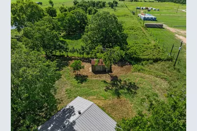 1619 Tx-237, Round Top, TX 78954 - Photo 8