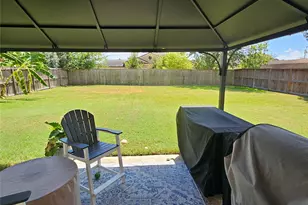 806 Bayou Vista Dr, Deer Park, TX 77536 - Photo 8