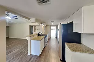 2239 Middle Creek Dr, Houston, TX 77339 - Photo 8