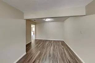 2239 Middle Creek Dr, Houston, TX 77339 - Photo 6