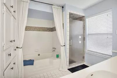 11522 Corola Trail Drive, Houston, TX 77066 - Photo 32