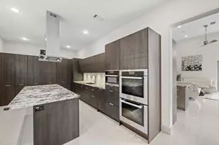11511 Royal Plain Ave, Houston, TX 77082 - Photo 20