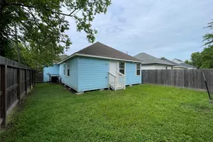 3340 Simmons St, Houston, TX 77004 - Photo 16