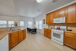 9610 Beckwood Post Dr, Houston, TX 77095 - Photo 14