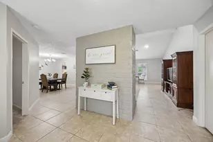 3119 Shawnee Dr, Sugar Land, TX 77479 - Photo 6