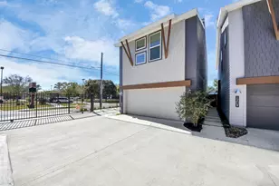 864 Paul Quinn St, Houston, TX 77091 - Photo 4