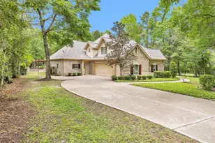 8516 Crown Lake Ct, Montgomery, TX 77316 - Photo 4