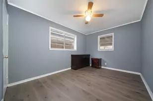 2311 Kabee St, Houston, TX 77020 - Photo 10