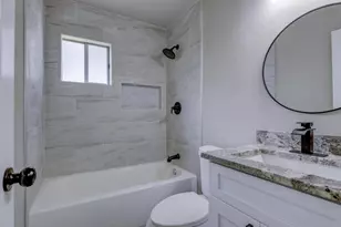 1109 13th St N, Texas City, TX 77590 - Photo 2